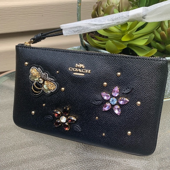 Authentic Coach Crossgrain leather Lg zip Wristlet - Picture 2 of 8